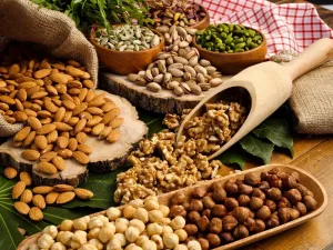 Các loại hạt dinh dưỡng tốt có trong bánh hạt ăn kiêng 